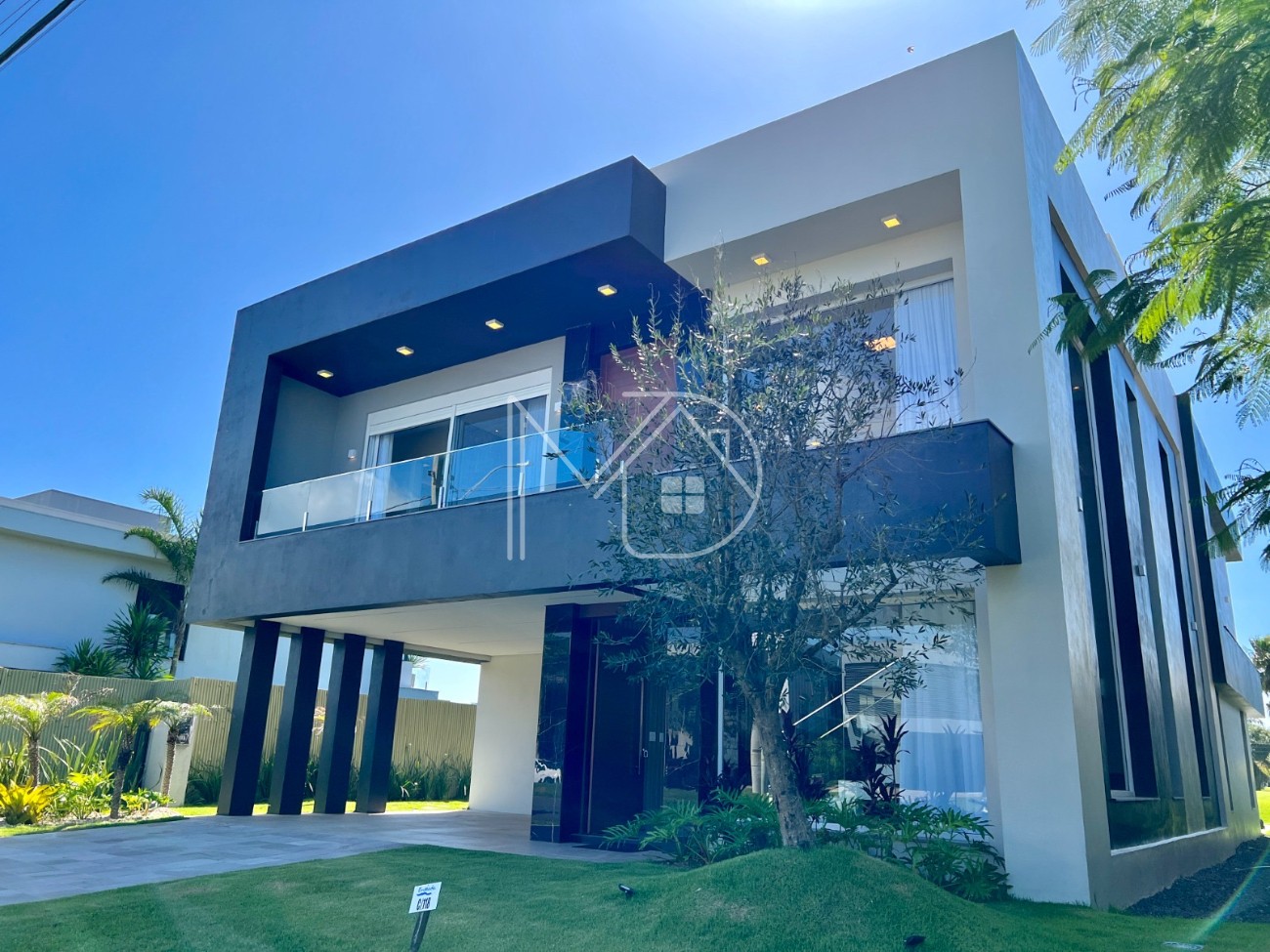 Imagem do imóvel Casa em condomínio 5 dormitórios, Centro em Xangri-lá referência 145